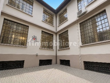 Milano, Casoretto, Viale Lombardia, 66