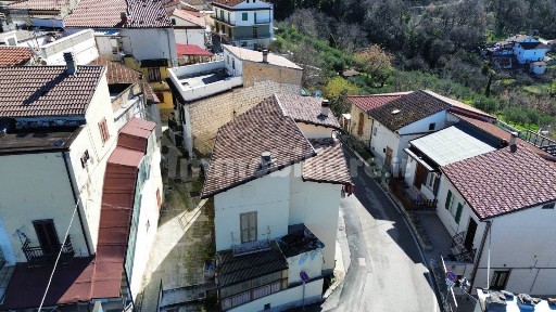 Terratetto plurifamiliare via Stefani 45, Centro, Lettomanoppello