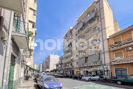 Quadrilocale via Ammiraglio Caracciolo, 49, 95123 Catania Italia, Rapisardi, Catania