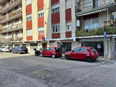 Locale commerciale in Affitto