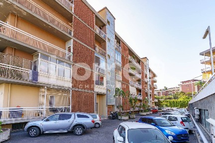 Appartamento via Carnazza, 75, 95030 Canalicchio Italia, Canalicchio Tivoli, Tremestieri Etneo