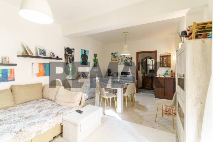 Trilocale via Dottor Giovanni Chiarenza 11A, Centro, Aci Catena