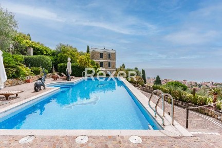 Villa unifamiliare via dei Colli, 98, Zona Collinare, Bordighera
