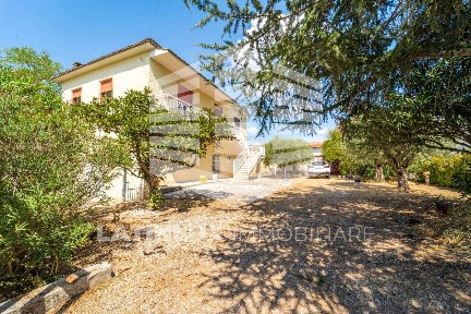 Latina, Montello - Ferriere