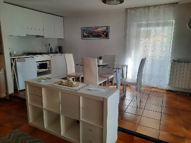 Bilocale buono stato, piano rialzato, Cittadella - Porta Nuova, Verona