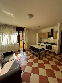 Trilocale via Puglie 3, Centro, Legnago