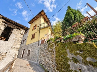 Mazzo di Valtellina, Via Motti, 10