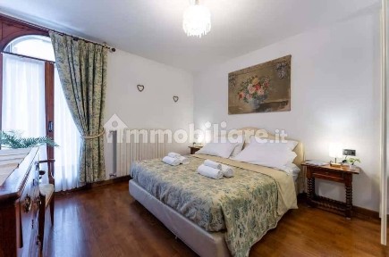 Trilocale piazzetta degli Alpini, Centro, Asiago