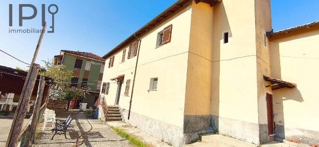 Terratetto plurifamiliare Porri 10, Porri, Dego
