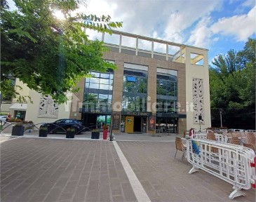 Negozio all'asta via Montirone, 5, Abano Terme