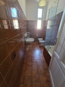 Bologna, Bolognina, Via Franco Bolognese, 27