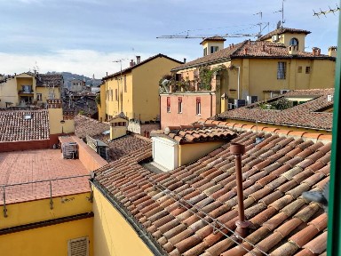 Quadrilocale vicolo Posterla, Centro Storico, Bologna