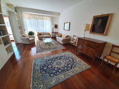 Trilocale viale Amilcare Zanella, Mare, Pesaro