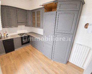 Trilocale ottimo stato, secondo piano, Murri, Bologna
