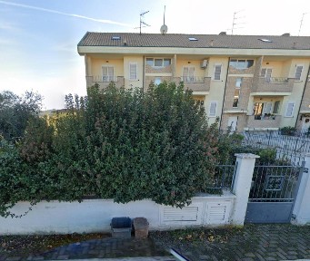 Villa all'asta via Pietro Nenni, Sant'Egidio alla Vibrata