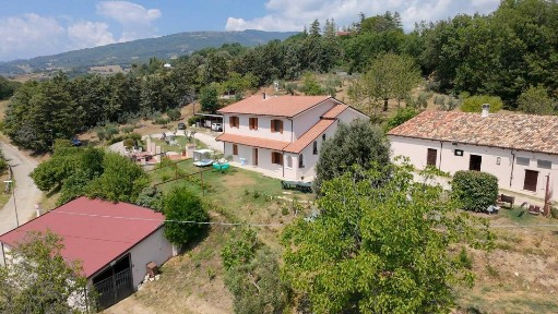 Villa unifamiliare Località Fonte del Latte, Teramo