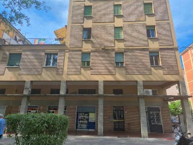 Bologna, Borgo Panigale, Via Louis Pasteur, 3