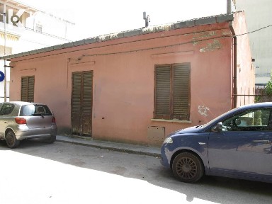 Villa unifamiliare via Giovanni Pascoli 12, Centro, Roseto degli Abruzzi