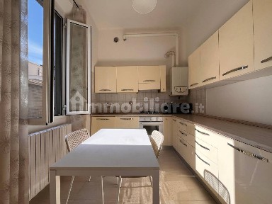Trilocale via Andrea da Faenza 11, Bolognina, Bologna