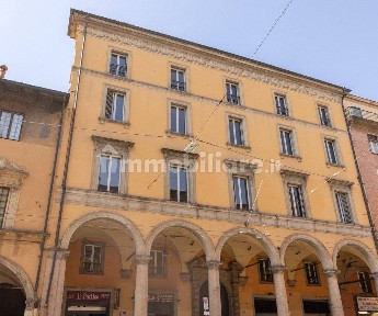 Bologna, Santo Stefano, Strada Maggiore