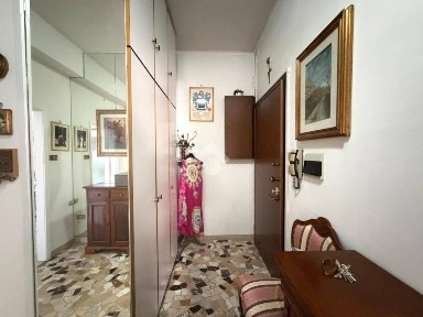 Bologna, Massarenti, Via Giambologna, 12