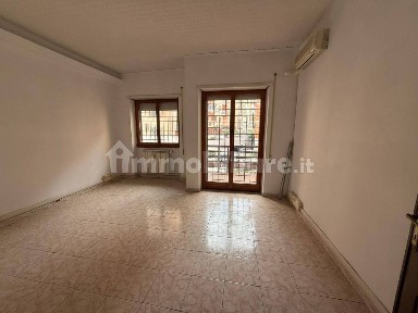 Roma, Magliana, Via Pian Due Torri