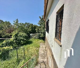 Villa bifamiliare Località Basovizza, Basovizza - Trebiciano, Trieste