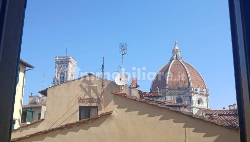Appartamento via Dante Alighieri 8, Signoria - Uffizi, Firenze