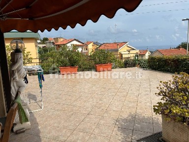 Villa a schiera via Ernesto Morteo, Morteo, Boissano