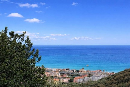 Villa a schiera via Nostra Signora Dl Monte 88, Legino, Zinola, Fornaci, Savona