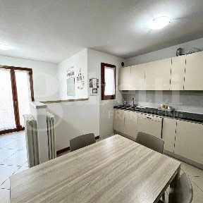 Trilocale via Zafferino Tomè, 20, Centro, Casarsa della Delizia