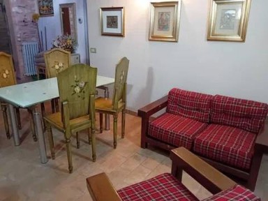 Cascina, buono stato, 70 m², Serrapetrona