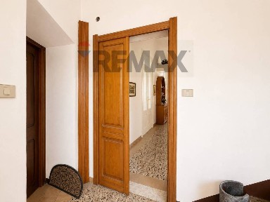 Quadrilocale via Emiciclo Garibaldi 8, Centro Storico, Sassari