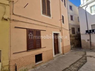 Appartamento via Esperson No Number, Centro Storico, Sassari