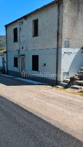 Bilocale via Pirastreddu 7, Osilo