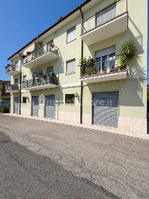 Locale commerciale in Affitto