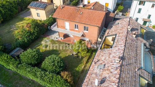 Terratetto plurifamiliare 230 m², buono stato, Centro, Busseto