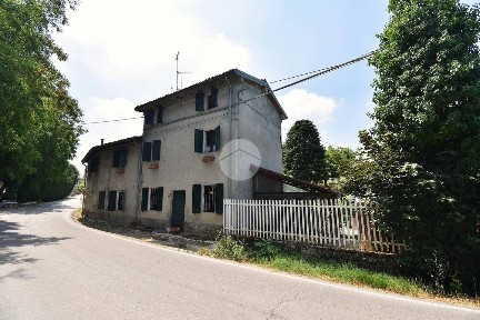 Terratetto unifamiliare via Damenti 26, Sant'Ilario Baganza, Felino