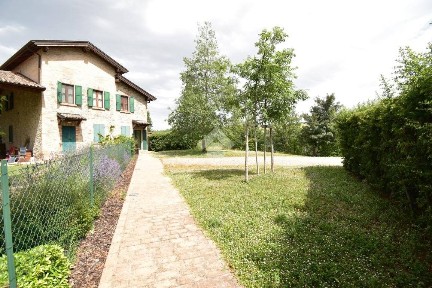 Terratetto plurifamiliare via Maiatico, Sala Baganza