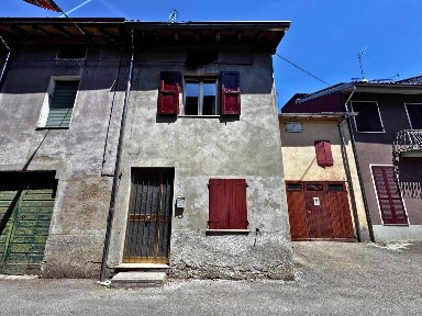 Terratetto plurifamiliare via Giacomo Pattini 27, Centro, San Secondo Parmense