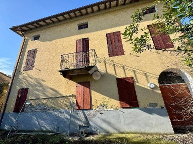 Terratetto unifamiliare via giulio oddi 2, Centro, San Secondo Parmense