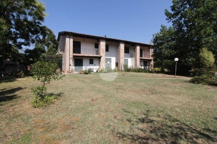 Terratetto plurifamiliare Strada Perolungo 4, Lesignano de' Bagni