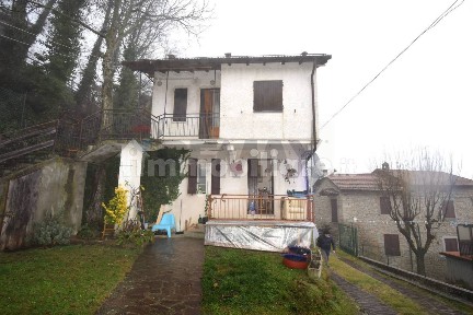 Tizzano Val Parma, via CASE FORTE, 67