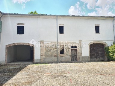 Terratetto unifamiliare via Cavaillon 7, Pilastro, Langhirano