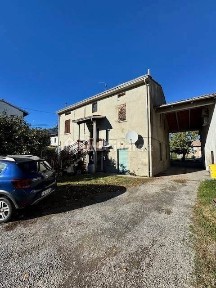 Terratetto unifamiliare 281 m², da ristrutturare, Paradigna - Centro Torri, Parma