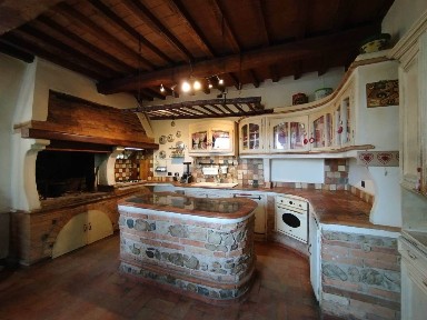 Terratetto unifamiliare 320 m², ottimo stato, Salsomaggiore Terme