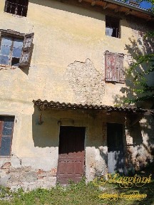 Terratetto plurifamiliare 120 m², da ristrutturare, San Vittore, Salsomaggiore Terme