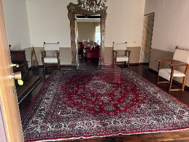 Attico via Fratelli Cairoli 35, Loggia - Garibaldi, Brescia