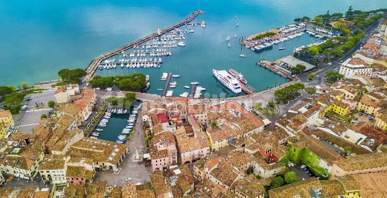 Attico ottimo stato, 115 m², Desenzano Centro, Desenzano del Garda