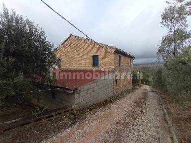 Acquaviva Picena, Contrada Valle Apparignano, 7
